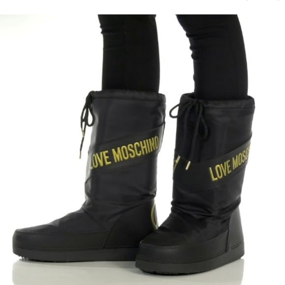 Love Moschino Shoes - Love MOSCHINO Snow Boot/ Moon Boots